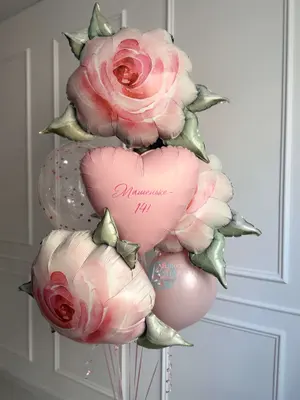 Розовые розы в шарах